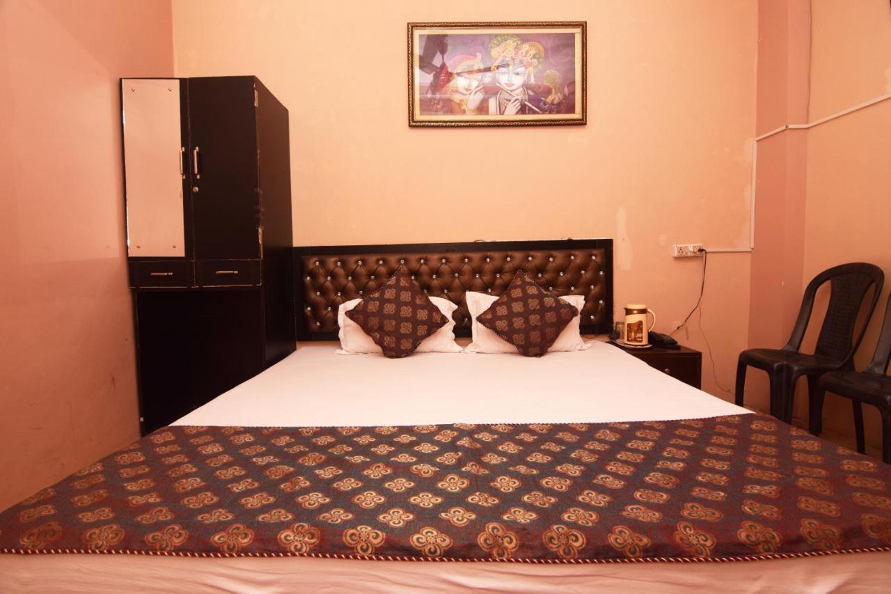 Ds Residency Varanasi-Prime Location-Parking Dış mekan fotoğraf