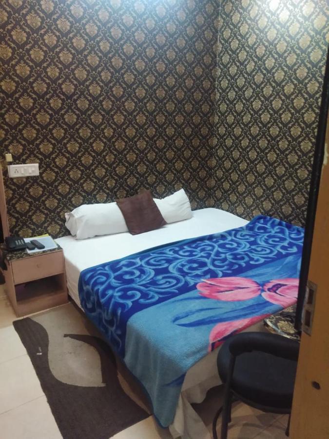 Ds Residency Varanasi-Prime Location-Parking Dış mekan fotoğraf