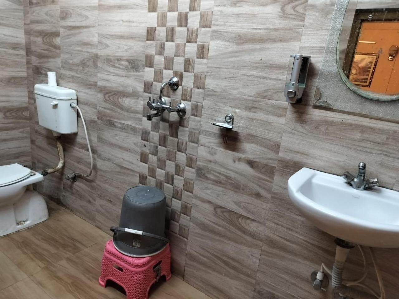 Ds Residency Varanasi-Prime Location-Parking Dış mekan fotoğraf